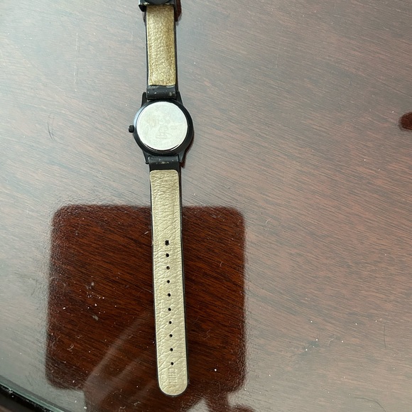 Disney women’s/child 1990’s Mickey Mouse Watch - Picture 2 of 2